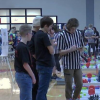 数百名学生挤满 Bixby 中学参加机器人比赛